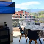 Recanati Chic -la Maison De La Madame Apartmán