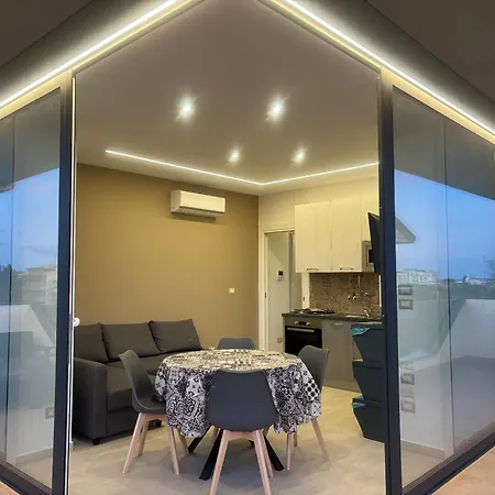 Recanati Chic -la Maison De La Madame Apartmán Giardini Naxos